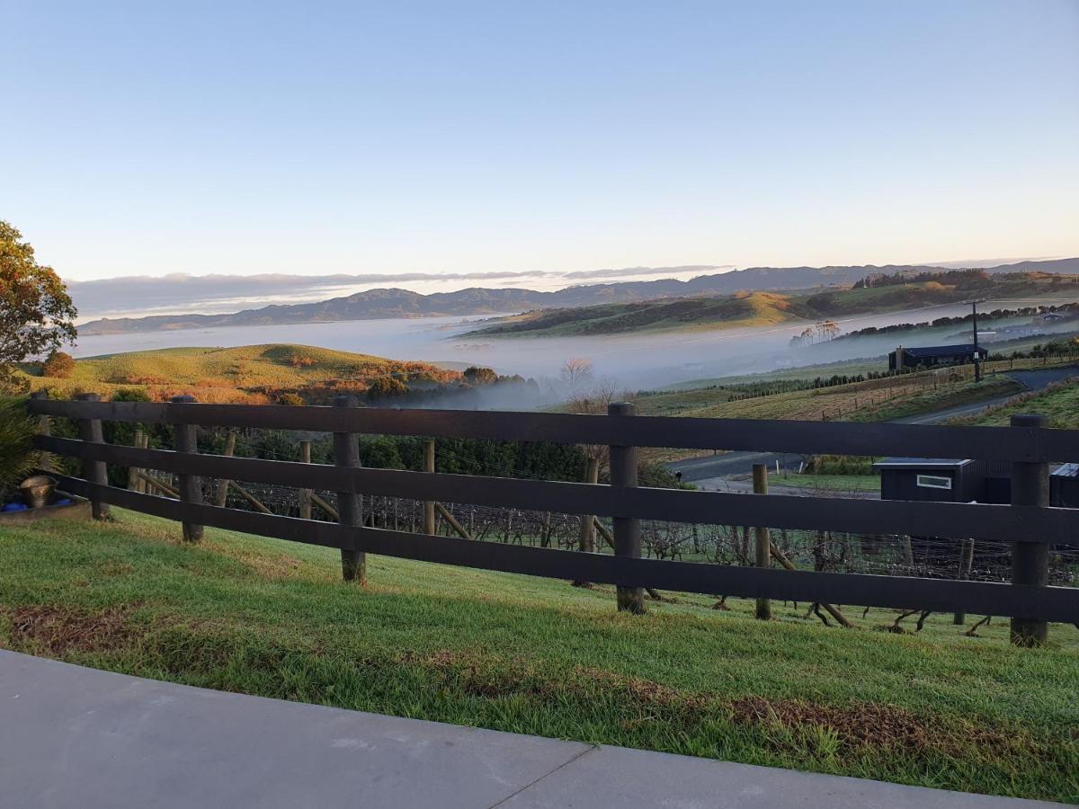 Vineyard Vacation Mangawhai Exterior foto
